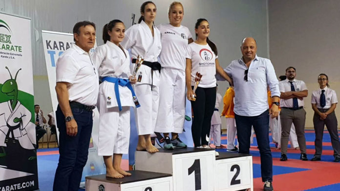 20181003_karate_caceres1
