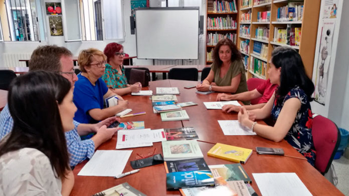 La Diputación de Badajoz promociona la lectura fácil