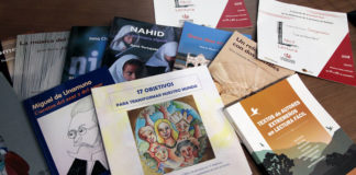 Clubes de lectura fácil para migrantes