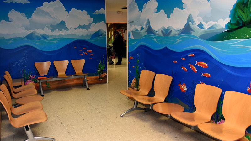 Los espacios de pediatría del hospital Materno Infantil de Badajoz presentan su nueva imagen
