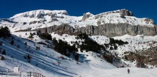 Ibercaja presenta la tarjeta 'Ski Pirineos', que podrá usarse en las siete estaciones de esquí aragonesas