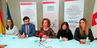 Cruz Roja celebra la mesa de diálogo 'Proyecto reto social empresarial. Alianzas por la inserción laboral'