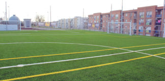 Mérida cuenta con un nuevo campo de fútbol de césped artificial ubicado en La Corchera