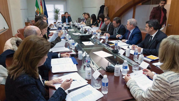 El Patronato de la Fundación Yuste aprueba su plan de actuación para 2019. Grada 130