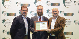 ‘Vivemociones’ y la Ruta del Vino Ribera del Guadiana son reconocidas por las Rutas del Vino de España. Grada 130. Fundecyt-Pctex