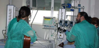 Dos musicoterapeutas extremeños son premiados en los 'Go health awards'