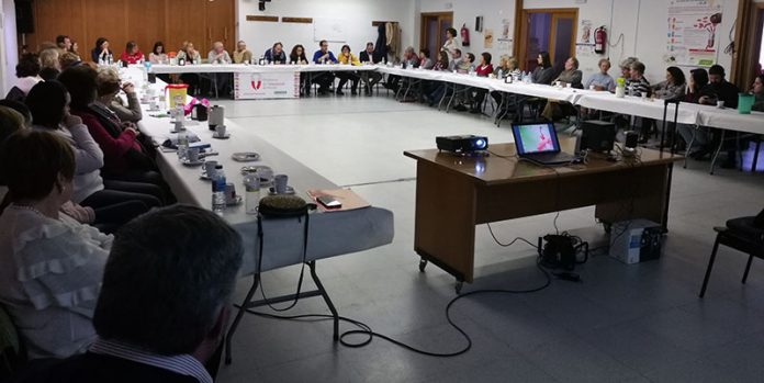 La Plataforma del Voluntariado de Mérida celebra un nuevo 'Café para compartir'