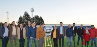 Jaraíz de la Vera cuenta con un nuevo césped artificial en el campo de fútbol