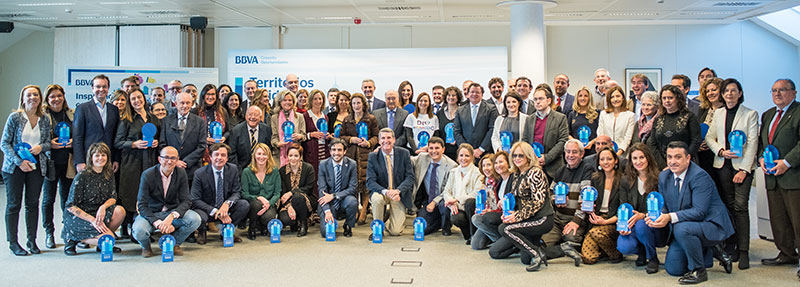 BBVA apoya dos proyectos solidarios elegidos por los empleados de la entidad en Extremadura