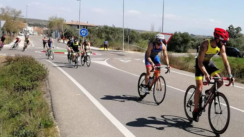 Torrejoncillo celebra una exitosa edición de su tradicional duatlón