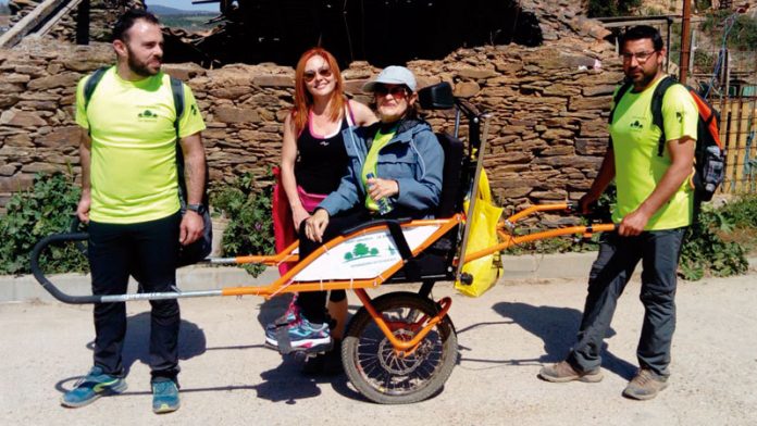 20190324_blogs_yolanda1 'Ruta del contrabando' con la Joelette