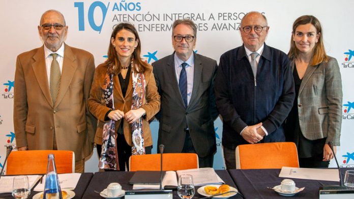 20190404_salud_caixa El programa para la atención integral a personas con enfermedades avanzadas de La Caixa celebra en Extremadura su primera década
