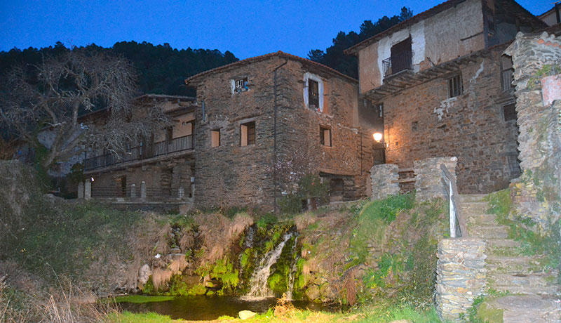 La Agencia Extremeña de la Energía ejecuta acciones de mejora del alumbrado público en la Sierra de Gata