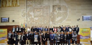 La Asamblea de Extremadura acoge la final de la XI Liga de Debate Interuniversitario del G9. Grada 134