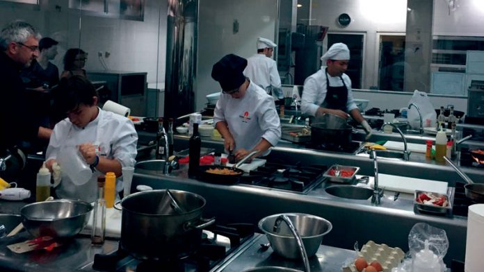 134_secciones_sexpe1 La Consejería de Educación y Empleo destina 29 millones de euros para el programa de las Escuelas Profesionales. Grada 134. Sexpe