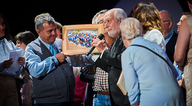 Dos sorpresas en una gala de estrellas