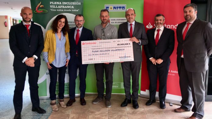 20190509_ayudas_bancosantander Banco Santander apoya un proyecto social de Plena inclusión en Villafranca de los Barros