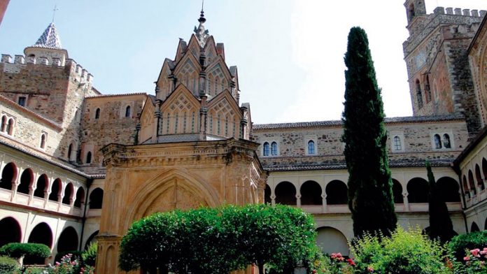 135_secciones_turismo Guadalupe por descubrir: Guadalupe por caminar. Grada 135. Turismo