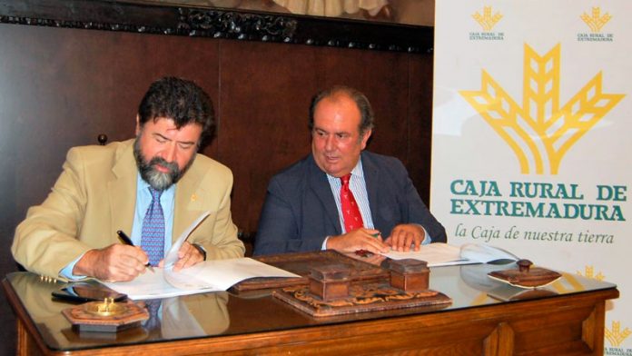 20190723_convenio_cajarural1 Caja Rural de Extremadura y la Confederación Regional Empresarial Extremeña firman un convenio de colaboración