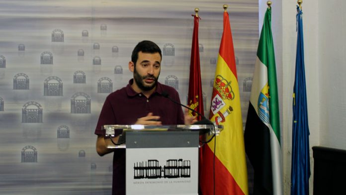 20190827_polideportivo_merida El Ayuntamiento de Mérida abre la preinscripción para las actividades deportivas de invierno