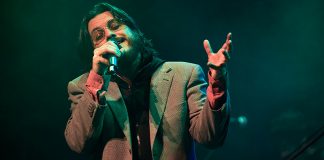 Duende Josele presenta su nuevo disco, ‘Desnudos integrales’, en el teatro López de Ayala de Badajoz. Grada 137. Música