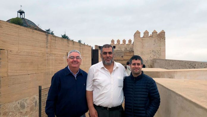20190922_religion_badajoz Una visita guiada a la Alcazaba de Badajoz fomenta la tolerancia entre las religiones