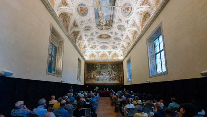 138_secciones_fundacionyuste La Fundación Yuste participa en un seminario sobre los últimos 30 años de la Unión Europea. Grada 138