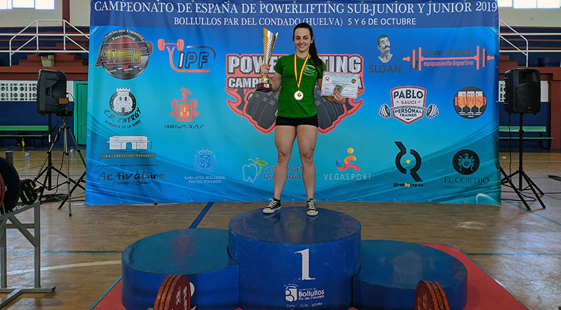 Esther Gutiérrez se proclama campeona de España junior de Powerlifting