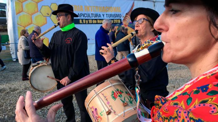 20191112_feria_hurdes1 Concluye una nueva edición de la Feria de Apicultura y Turismo de Las Hurdes
