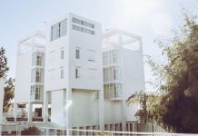 Fundación CB presenta un programa de becas para los residentes de su residencia universitaria en Badajoz